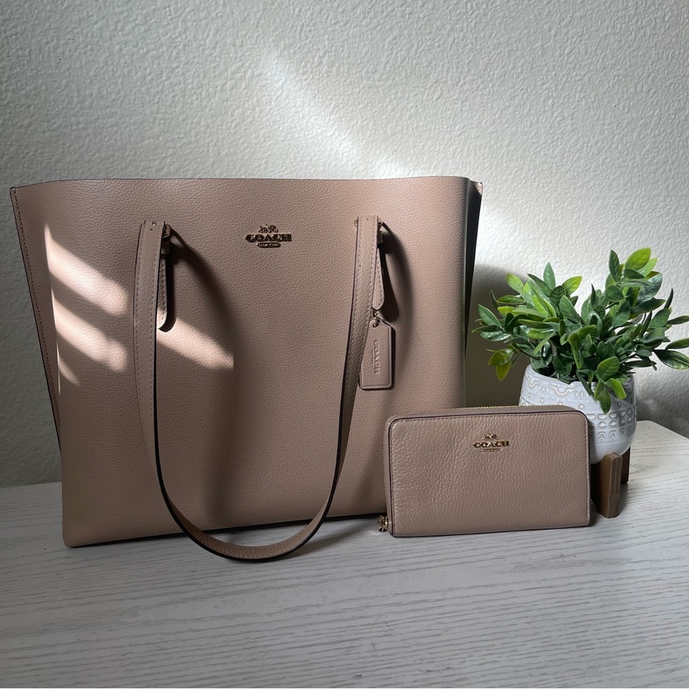 COACH BUNDLE